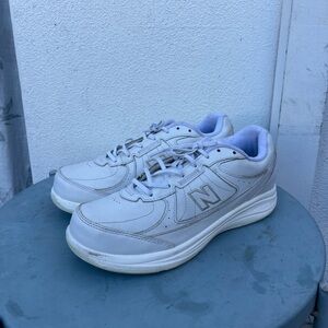 Men's New Balance 577 V1 Leather Walking Shoes (11 US)